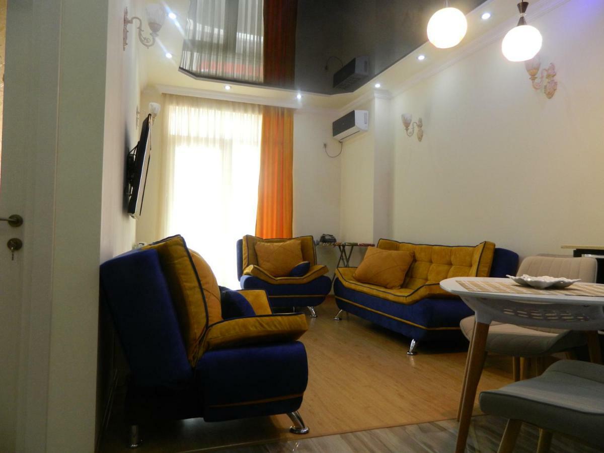 Chemi Saxli Apartment Батуми Экстерьер фото