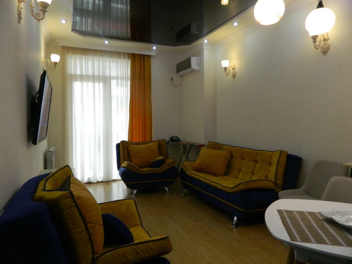 Chemi Saxli Apartment Батуми Экстерьер фото