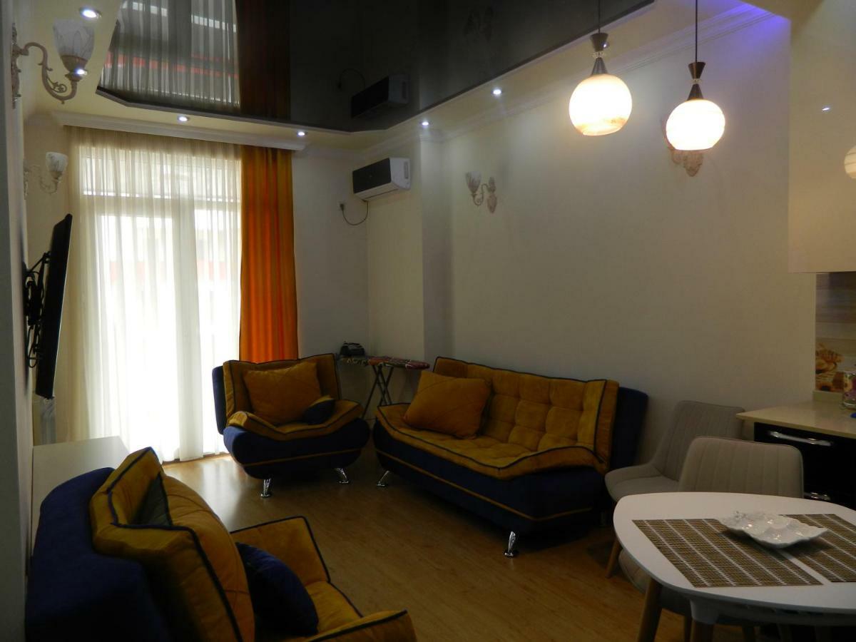Chemi Saxli Apartment Батуми Экстерьер фото