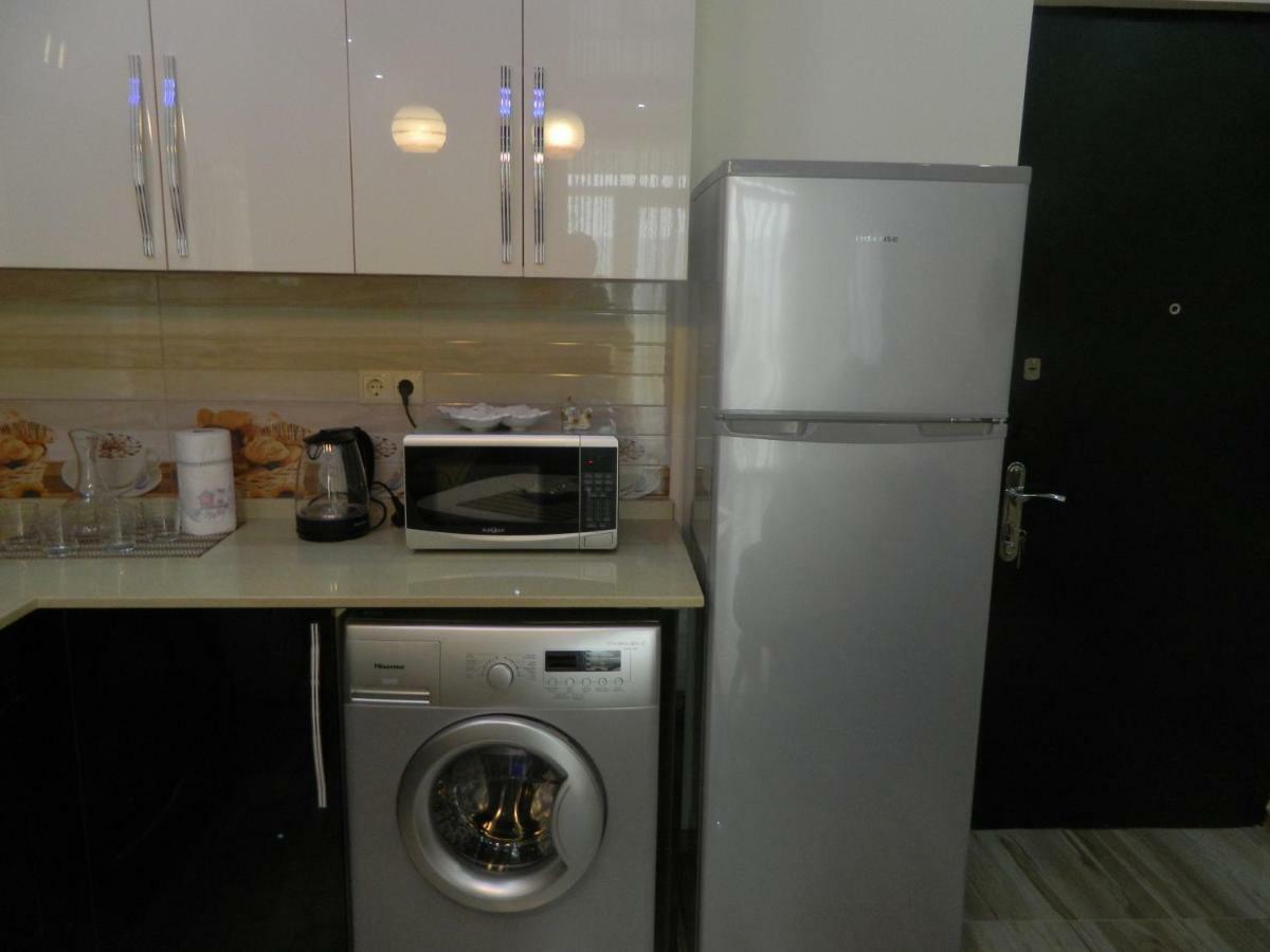 Chemi Saxli Apartment Батуми Экстерьер фото